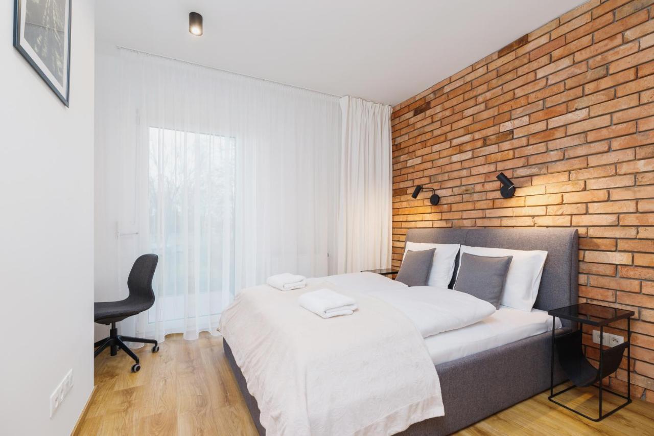Apartments Supernova Near Tauron Arena By Noclegi Renters Cracovia Exterior foto