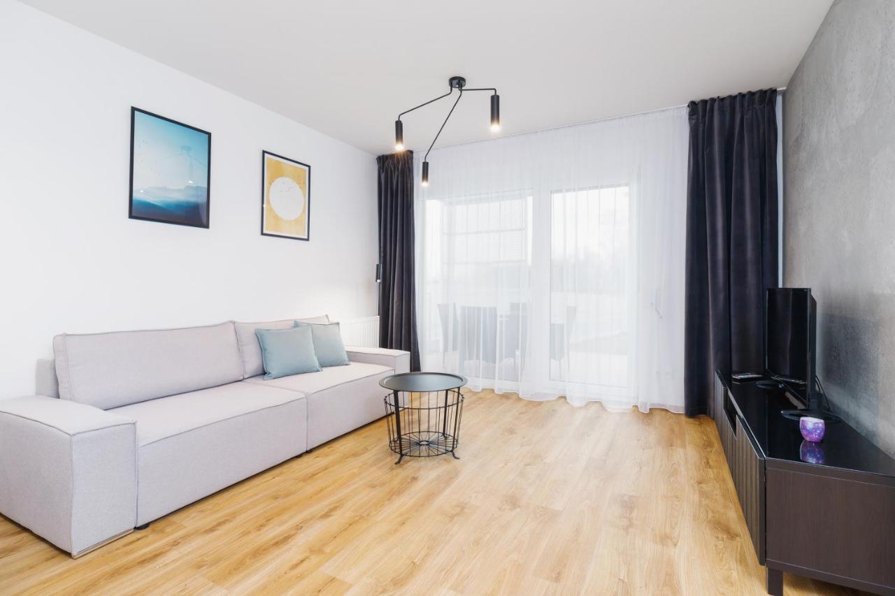 Apartments Supernova Near Tauron Arena By Noclegi Renters Cracovia Exterior foto